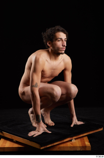 Pablo  1 kneeling nude whole body 0008.jpg